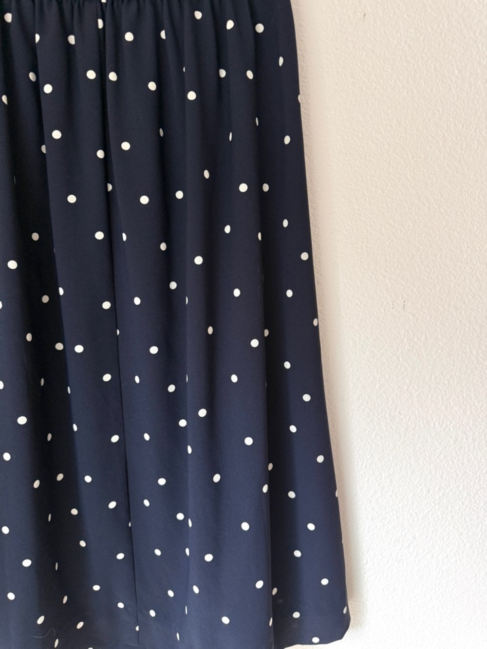 J.Crew Navy Polka Dot Stretch-Waist Midi Skirt - 4 - Like New - Picture 3 of 8